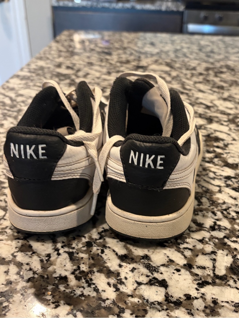 Nike Sneakers Women’s Court Vision Low Shoes - Picture 3 of 6
